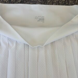 Offline Aerie American Eagle women’s Large pleated skort skirt White